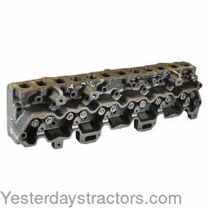 John Deere 8770 Cylinder Head-With Valves 210090