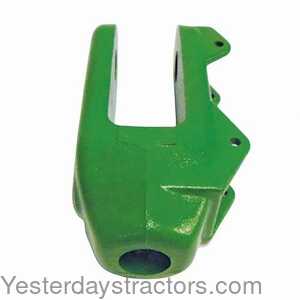 John Deere 8320 Lower Lift Link Yoke 429783