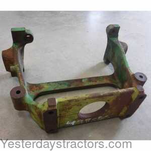 John Deere 2520 Hydraulic Pump Support 498885